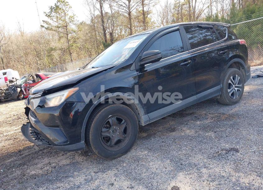 Photo 2 of 2018 Toyota Rav4 LE (VIN 2T3ZFREV3JW455341)