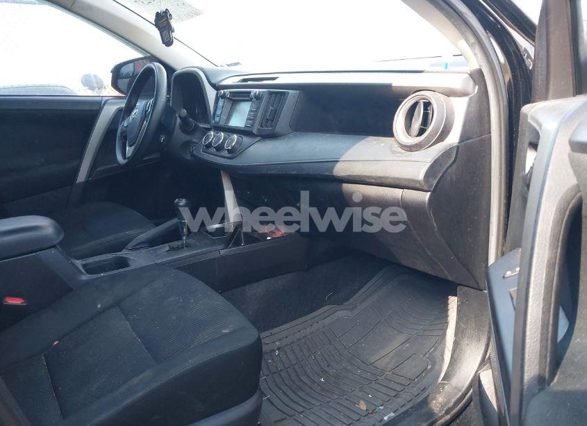 Photo 5 of 2018 Toyota Rav4 LE (VIN 2T3ZFREV3JW455341)