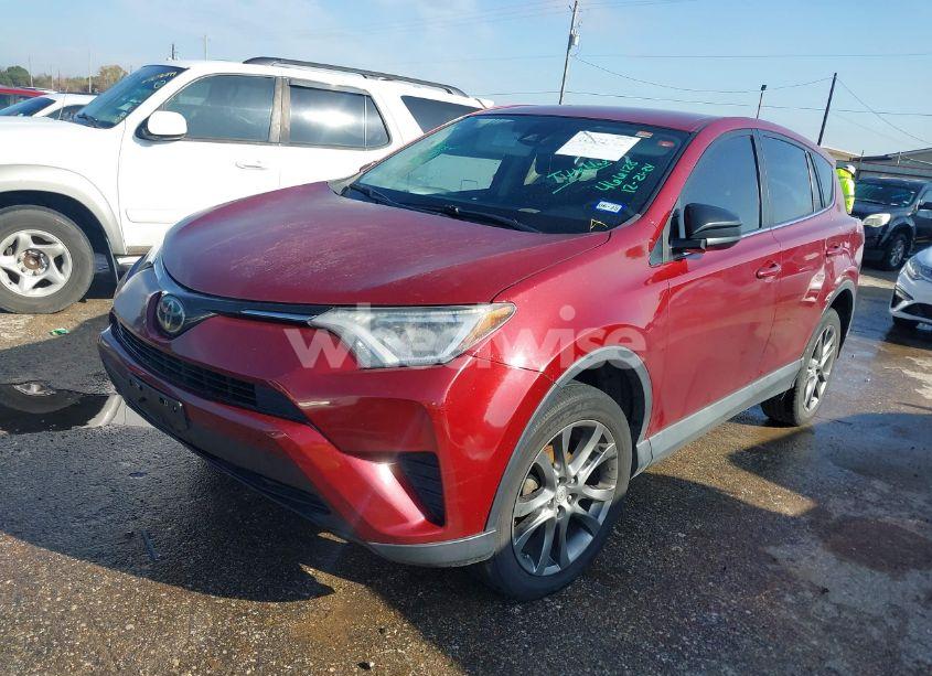 Photo 2 of 2018 Toyota Rav4 LE (VIN 2T3ZFREV3JW466128)