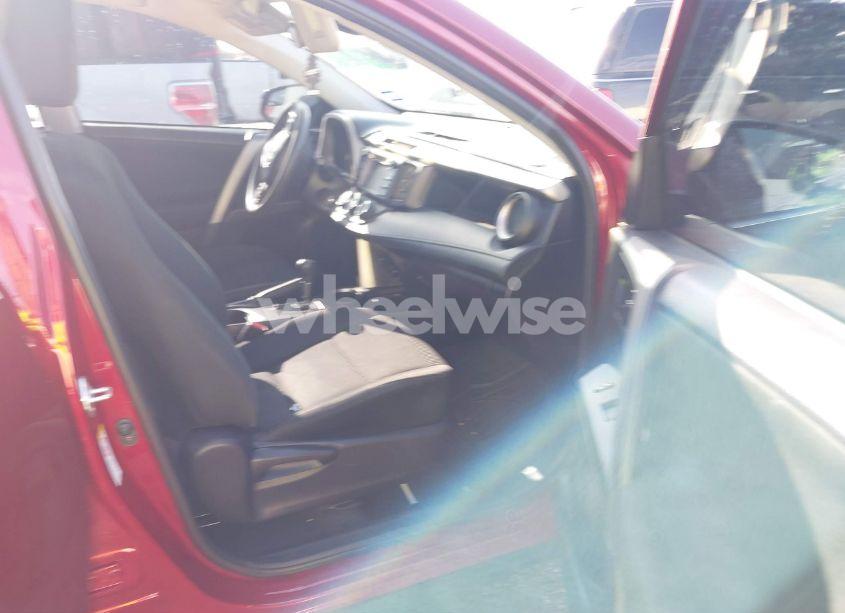 Photo 5 of 2018 Toyota Rav4 LE (VIN 2T3ZFREV3JW466128)