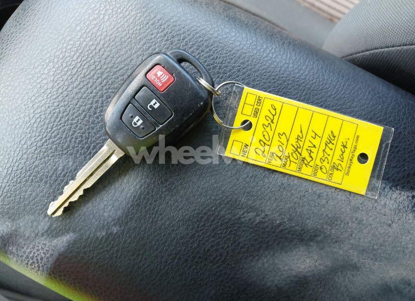 Photo 11 of 2013 Toyota Rav4 LE (VIN 2T3ZFREV4DW037746)