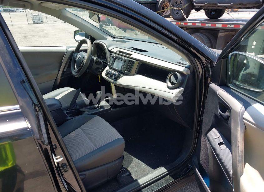 Photo 5 of 2013 Toyota Rav4 LE (VIN 2T3ZFREV4DW037746)