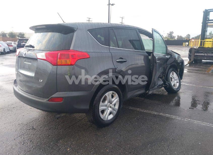Photo 4 of 2013 Toyota Rav4 LE (VIN 2T3ZFREV4DW062713)