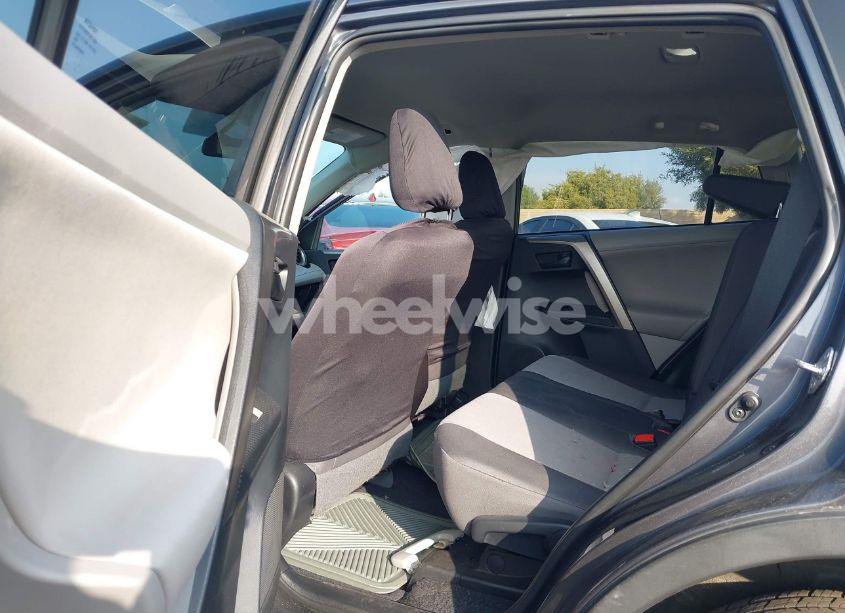 Photo 8 of 2013 Toyota Rav4 LE (VIN 2T3ZFREV4DW062713)