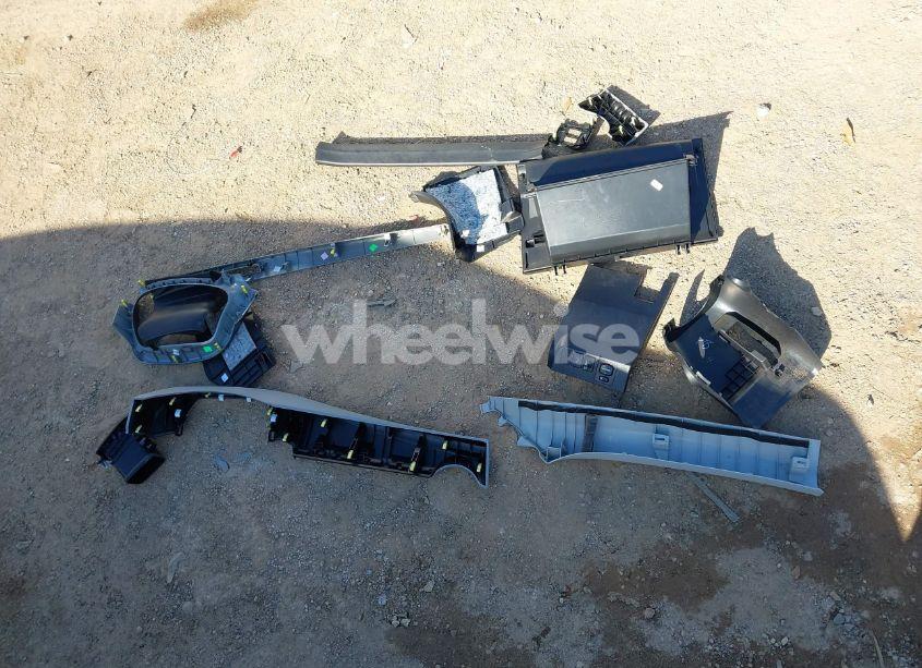 Photo 12 of 2013 Toyota Rav4 LE (VIN 2T3ZFREV4DW071959)