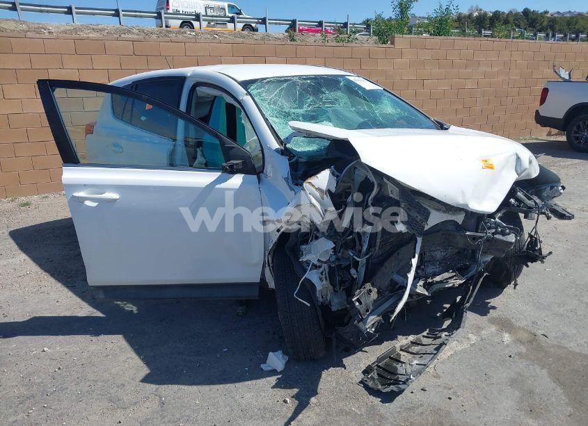 2015 Toyota Rav4 LE (VIN 2T3ZFREV4FW229428) main photo