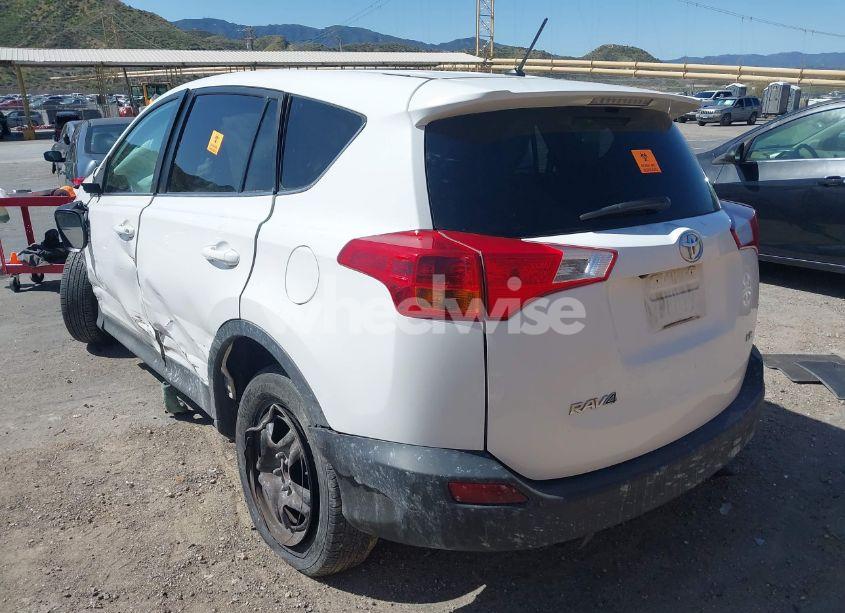 Photo 3 of 2015 Toyota Rav4 LE (VIN 2T3ZFREV4FW229428)