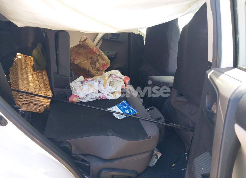 Photo 8 of 2015 Toyota Rav4 LE (VIN 2T3ZFREV4FW229428)