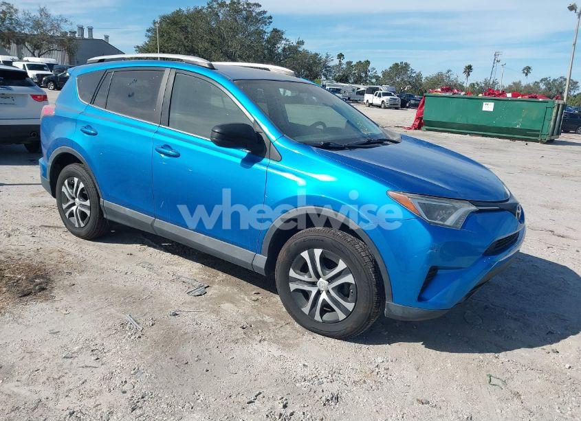 2016 Toyota Rav4 LE (VIN 2T3ZFREV4GW241600) main photo