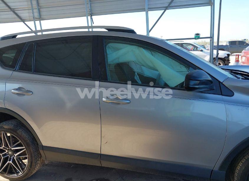Photo 13 of 2016 Toyota Rav4 LE (VIN 2T3ZFREV4GW242438)