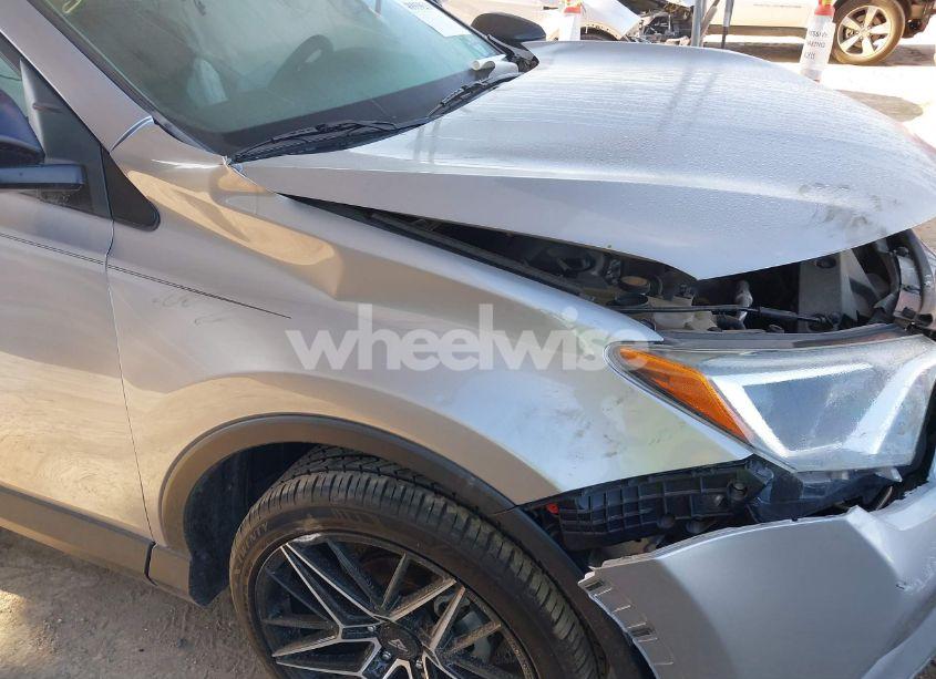 Photo 6 of 2016 Toyota Rav4 LE (VIN 2T3ZFREV4GW242438)