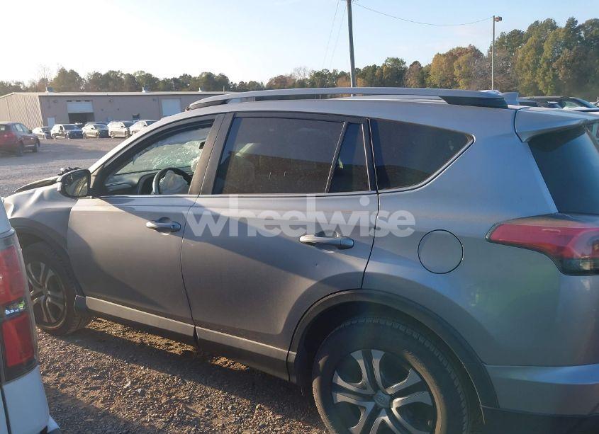 Photo 15 of 2017 Toyota Rav4 LE (VIN 2T3ZFREV4HW368476)