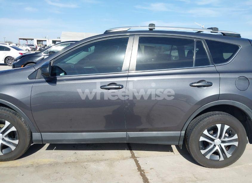 Photo 14 of 2018 Toyota Rav4 LE (VIN 2T3ZFREV4JW412661)