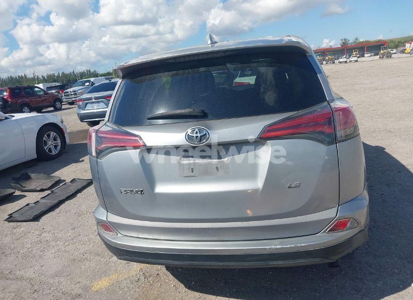 Photo 17 of 2018 Toyota Rav4 LE (VIN 2T3ZFREV4JW422588)