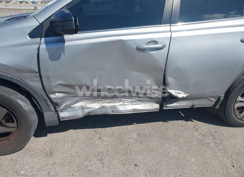 Photo 6 of 2018 Toyota Rav4 LE (VIN 2T3ZFREV4JW422588)