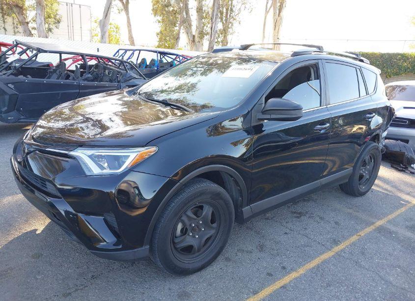 Photo 2 of 2018 Toyota Rav4 LE (VIN 2T3ZFREV4JW449404)