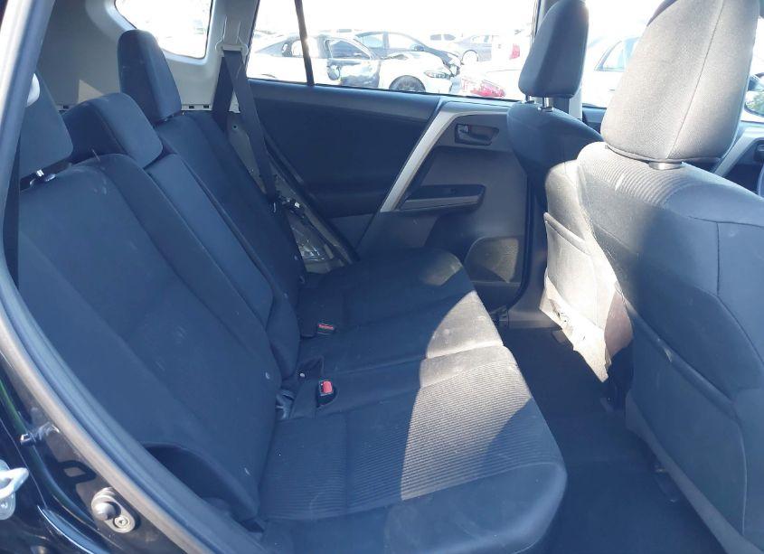 Photo 8 of 2018 Toyota Rav4 LE (VIN 2T3ZFREV4JW449404)