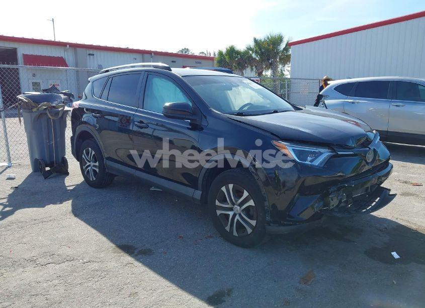 2018 Toyota Rav4 LE (VIN 2T3ZFREV4JW458507) main photo
