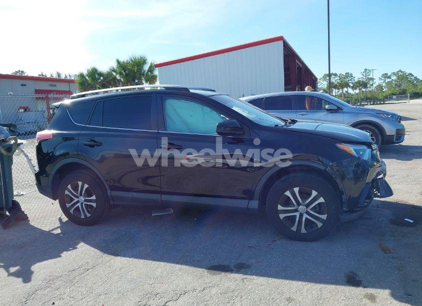 Photo 13 of 2018 Toyota Rav4 LE (VIN 2T3ZFREV4JW458507)