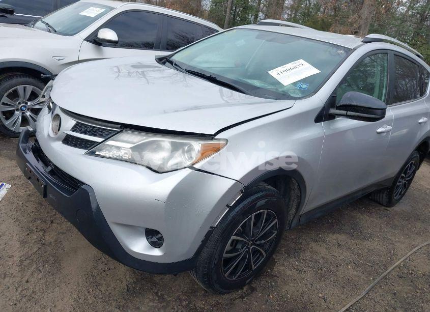 Photo 2 of 2013 Toyota Rav4 LE (VIN 2T3ZFREV5DW020079)