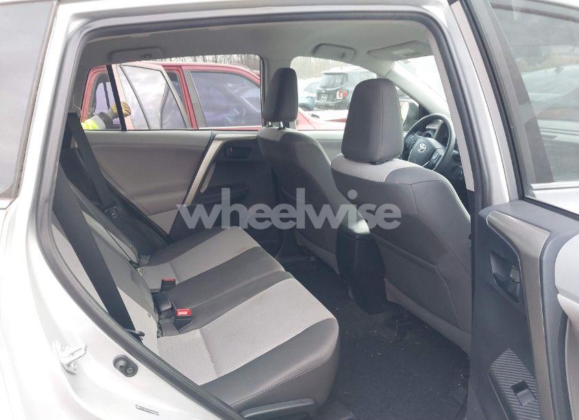 Photo 8 of 2013 Toyota Rav4 LE (VIN 2T3ZFREV5DW020079)