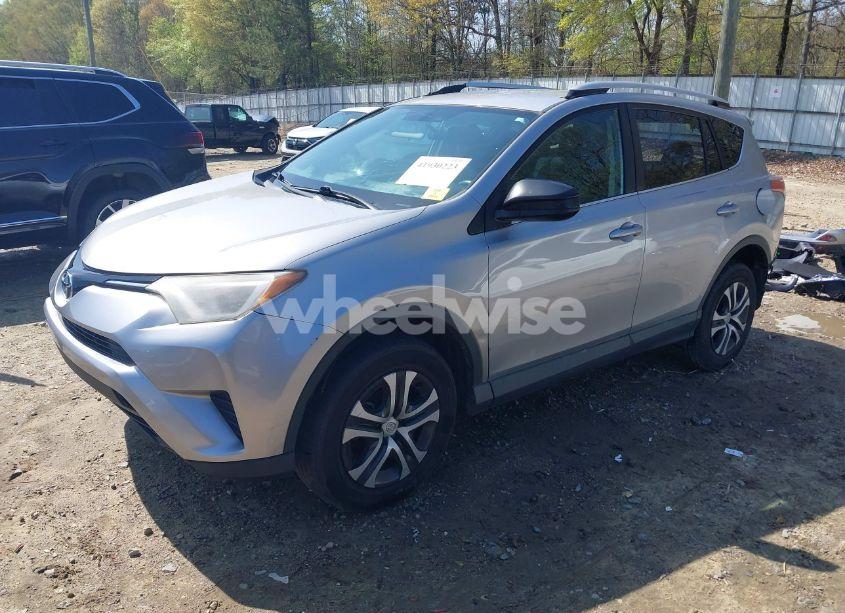 Photo 2 of 2016 Toyota Rav4 LE (VIN 2T3ZFREV5GW258132)