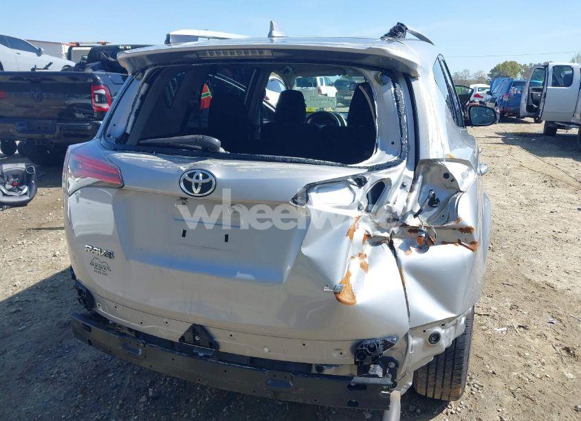 Photo 6 of 2016 Toyota Rav4 LE (VIN 2T3ZFREV5GW258132)