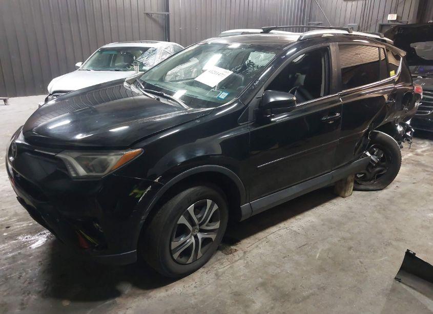 Photo 2 of 2016 Toyota Rav4 LE (VIN 2T3ZFREV5GW283631)