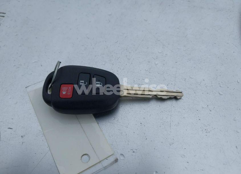 Photo 11 of 2016 Toyota Rav4 LE (VIN 2T3ZFREV5GW286707)