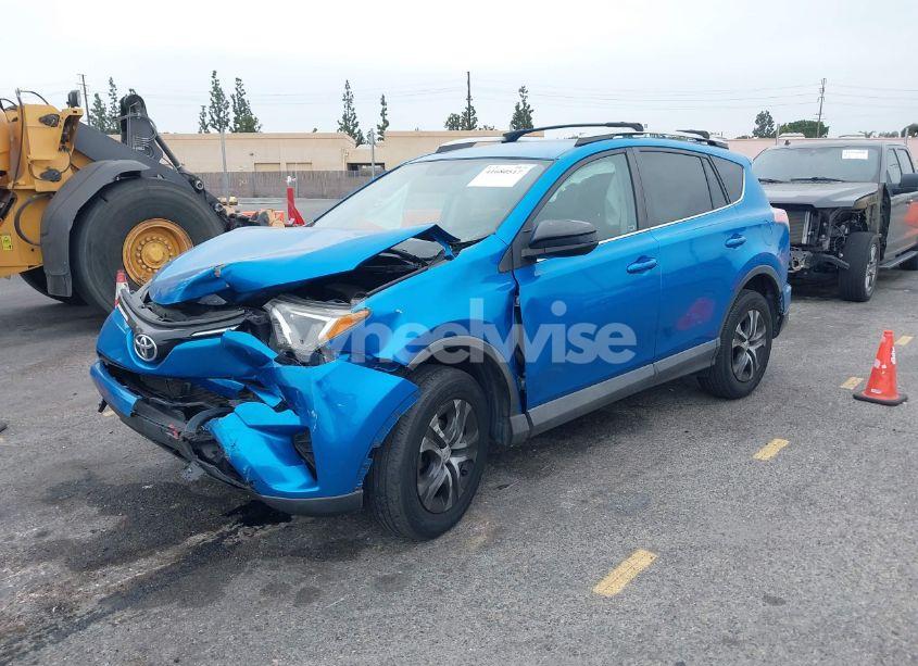 Photo 2 of 2016 Toyota Rav4 LE (VIN 2T3ZFREV5GW286707)