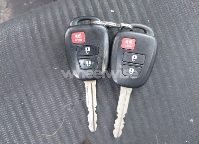 Photo 11 of 2017 Toyota Rav4 LE (VIN 2T3ZFREV5HW381172)