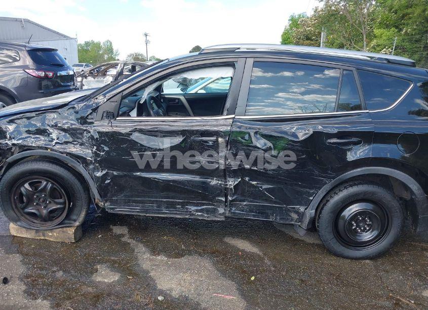 Photo 13 of 2018 Toyota Rav4 LE (VIN 2T3ZFREV5JW420736)