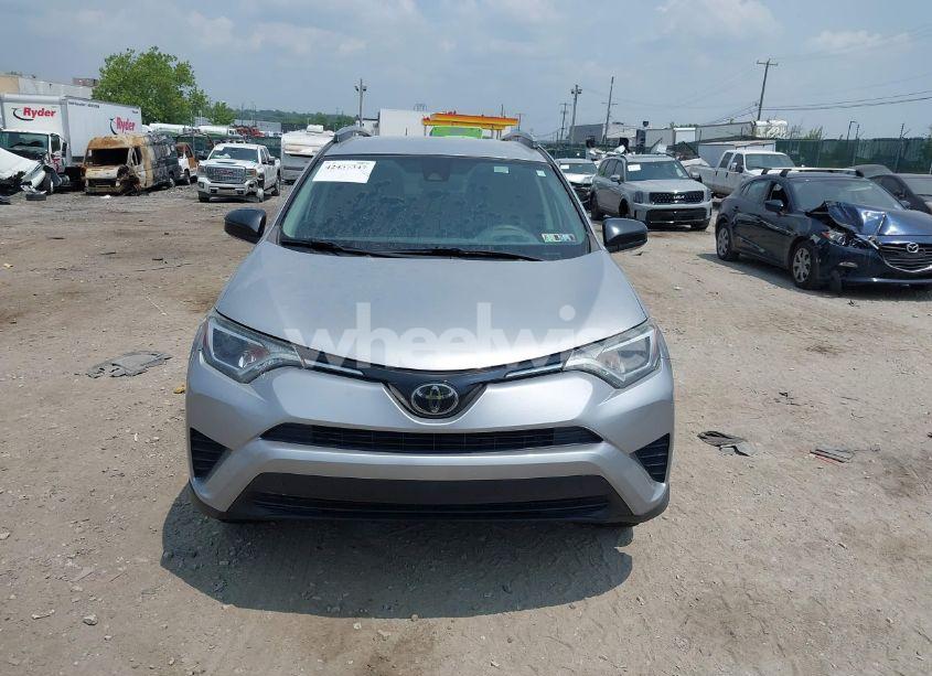 Photo 12 of 2018 Toyota Rav4 LE (VIN 2T3ZFREV5JW491225)