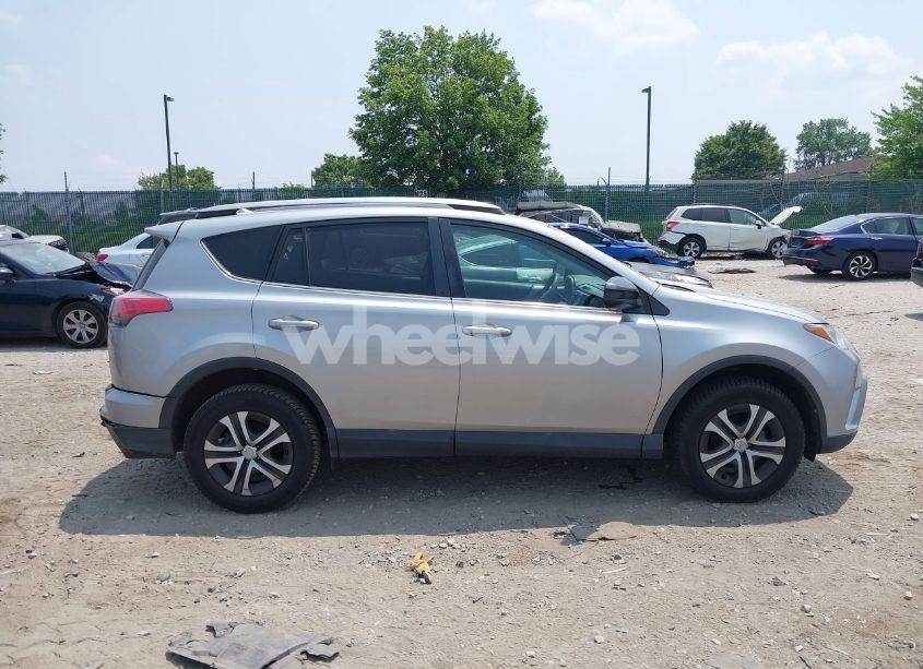 Photo 13 of 2018 Toyota Rav4 LE (VIN 2T3ZFREV5JW491225)