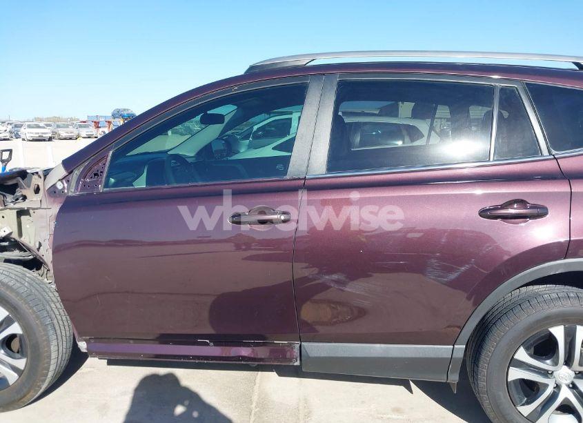 Photo 15 of 2018 Toyota Rav4 LE (VIN 2T3ZFREV5JW492911)