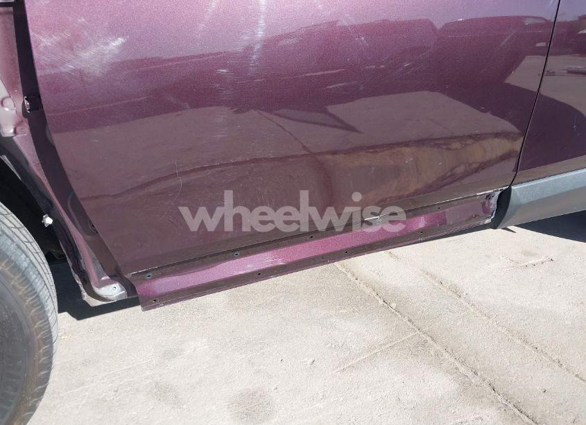 Photo 19 of 2018 Toyota Rav4 LE (VIN 2T3ZFREV5JW492911)