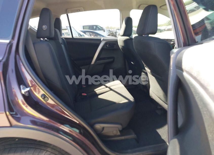 Photo 8 of 2018 Toyota Rav4 LE (VIN 2T3ZFREV5JW492911)