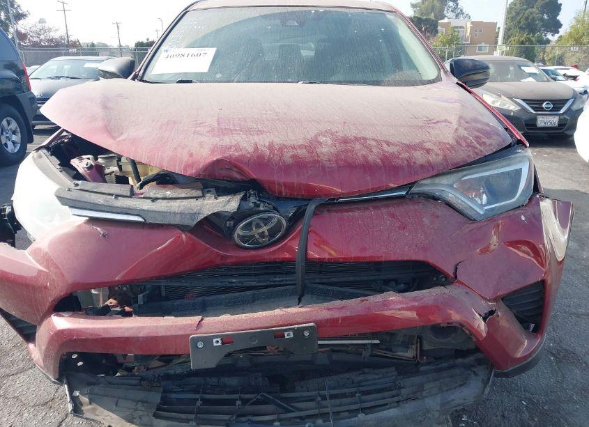 Photo 12 of 2018 Toyota Rav4 LE (VIN 2T3ZFREV5JW501994)