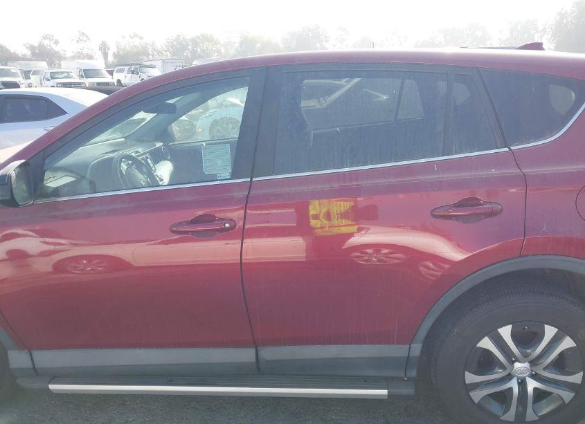 Photo 14 of 2018 Toyota Rav4 LE (VIN 2T3ZFREV5JW501994)