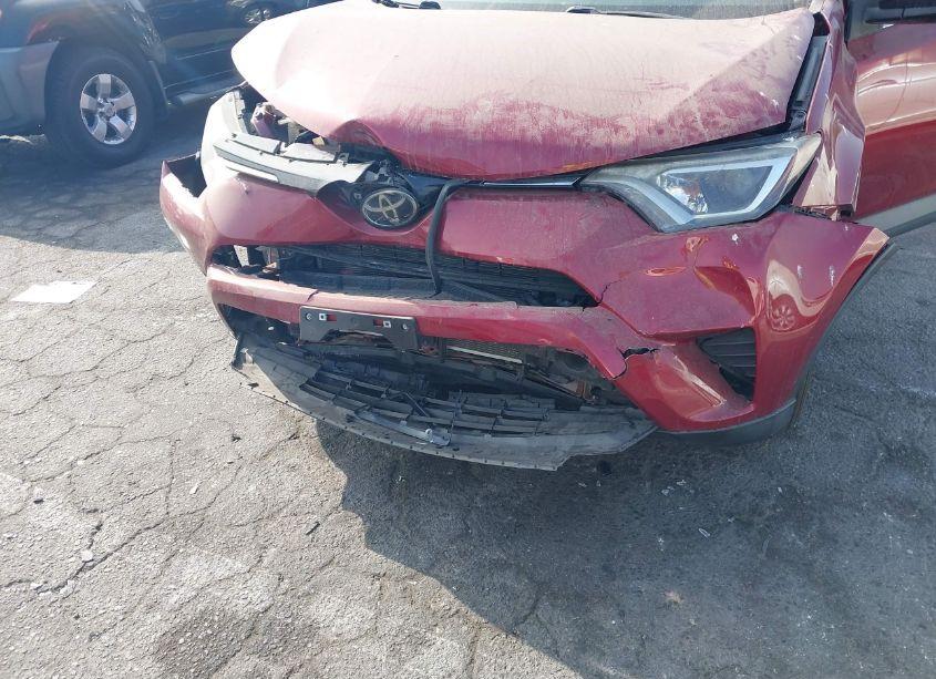 Photo 6 of 2018 Toyota Rav4 LE (VIN 2T3ZFREV5JW501994)