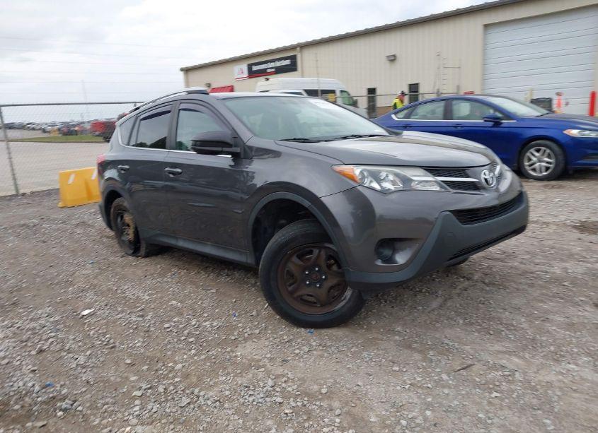 2015 Toyota Rav4 LE (VIN 2T3ZFREV6FW198814) main photo