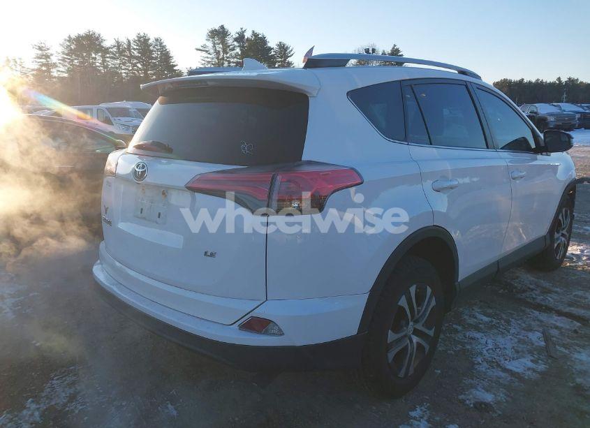 Photo 4 of 2016 Toyota Rav4 LE (VIN 2T3ZFREV6GW259676)