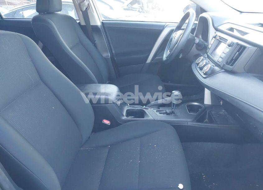 Photo 5 of 2016 Toyota Rav4 LE (VIN 2T3ZFREV6GW259676)