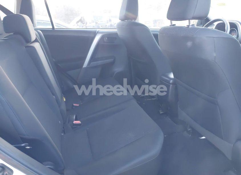Photo 8 of 2016 Toyota Rav4 LE (VIN 2T3ZFREV6GW259676)
