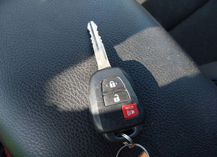 Photo 11 of 2016 Toyota Rav4 LE (VIN 2T3ZFREV6GW278776)