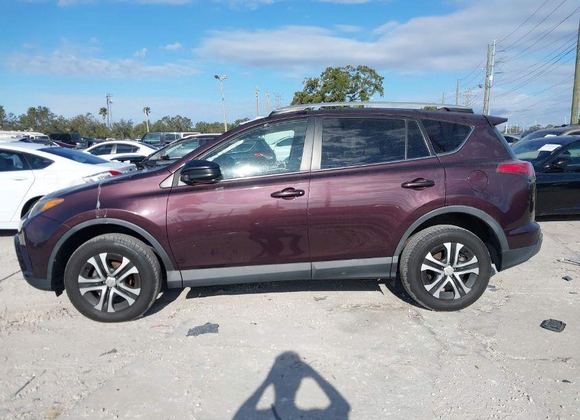 Photo 15 of 2016 Toyota Rav4 LE (VIN 2T3ZFREV6GW278776)
