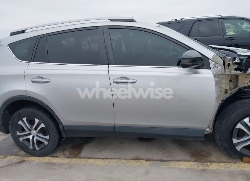 Photo 14 of 2017 Toyota Rav4 LE (VIN 2T3ZFREV6HW352523)