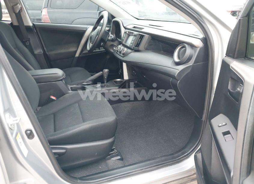 Photo 5 of 2017 Toyota Rav4 LE (VIN 2T3ZFREV6HW352523)