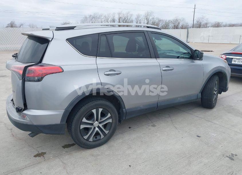 Photo 4 of 2018 Toyota Rav4 LE (VIN 2T3ZFREV6JW423421)