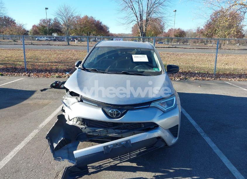 Photo 12 of 2018 Toyota Rav4 LE (VIN 2T3ZFREV6JW429087)